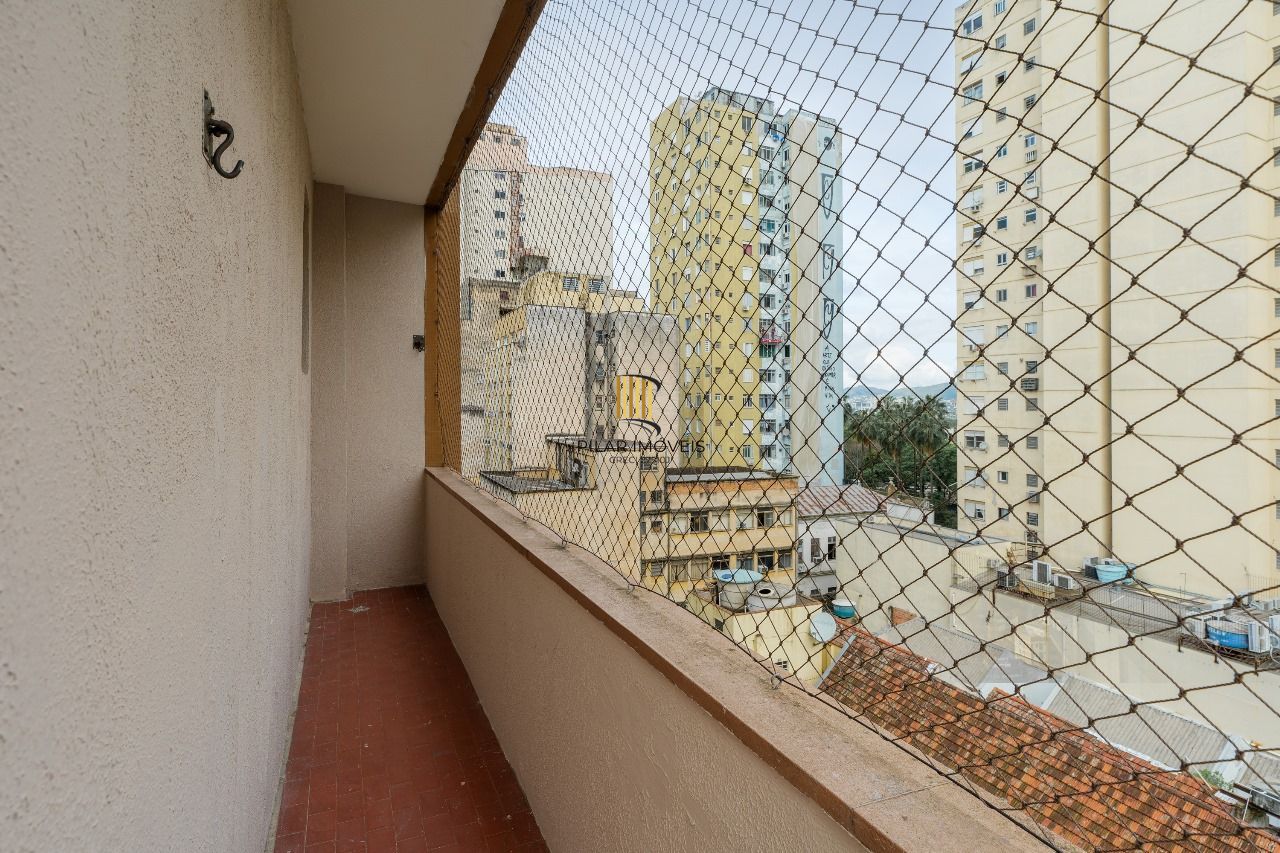 Apartamento para comprar com  68m²  no Centro Histórico