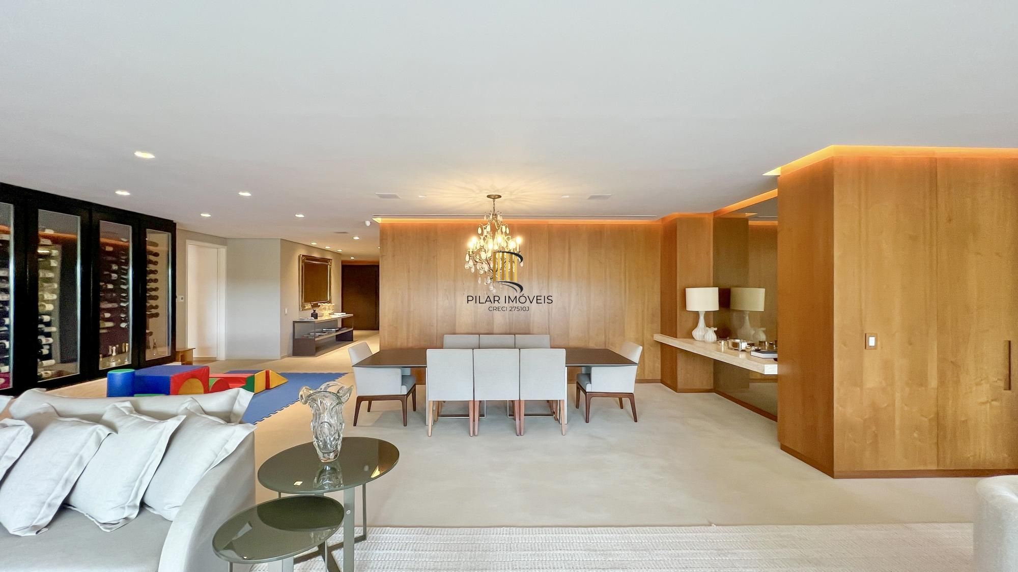 Mansão Suspensa Mobiliada no Las Piedras com piscina e vista para a mata nativa