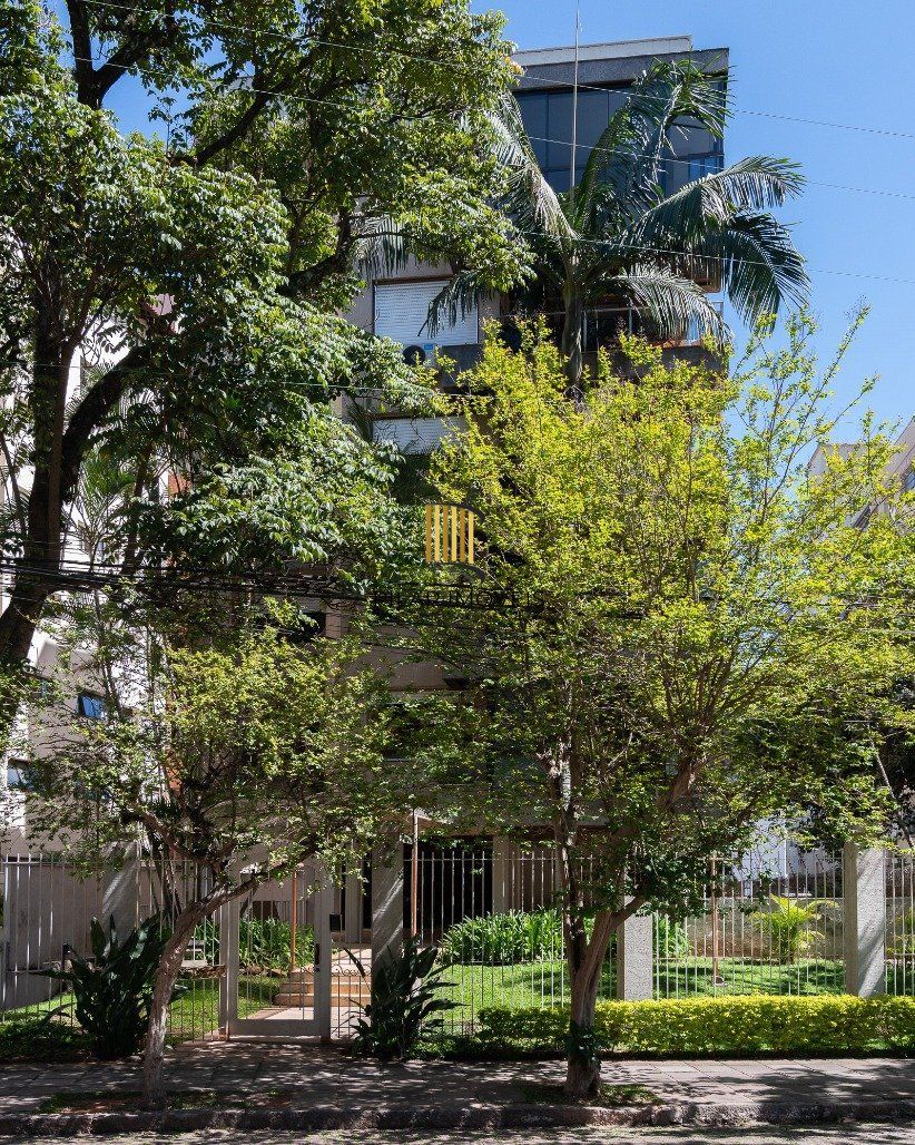 Cobertura a venda no bairro Auxiliadora com 4 dormitórios por: R$1.799.000,00.