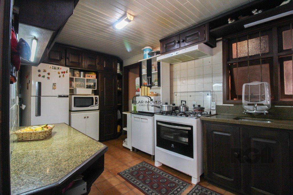 Casa de 250m² Para comprar no Bairro Mont Serrat  Por R$1.125.000,00