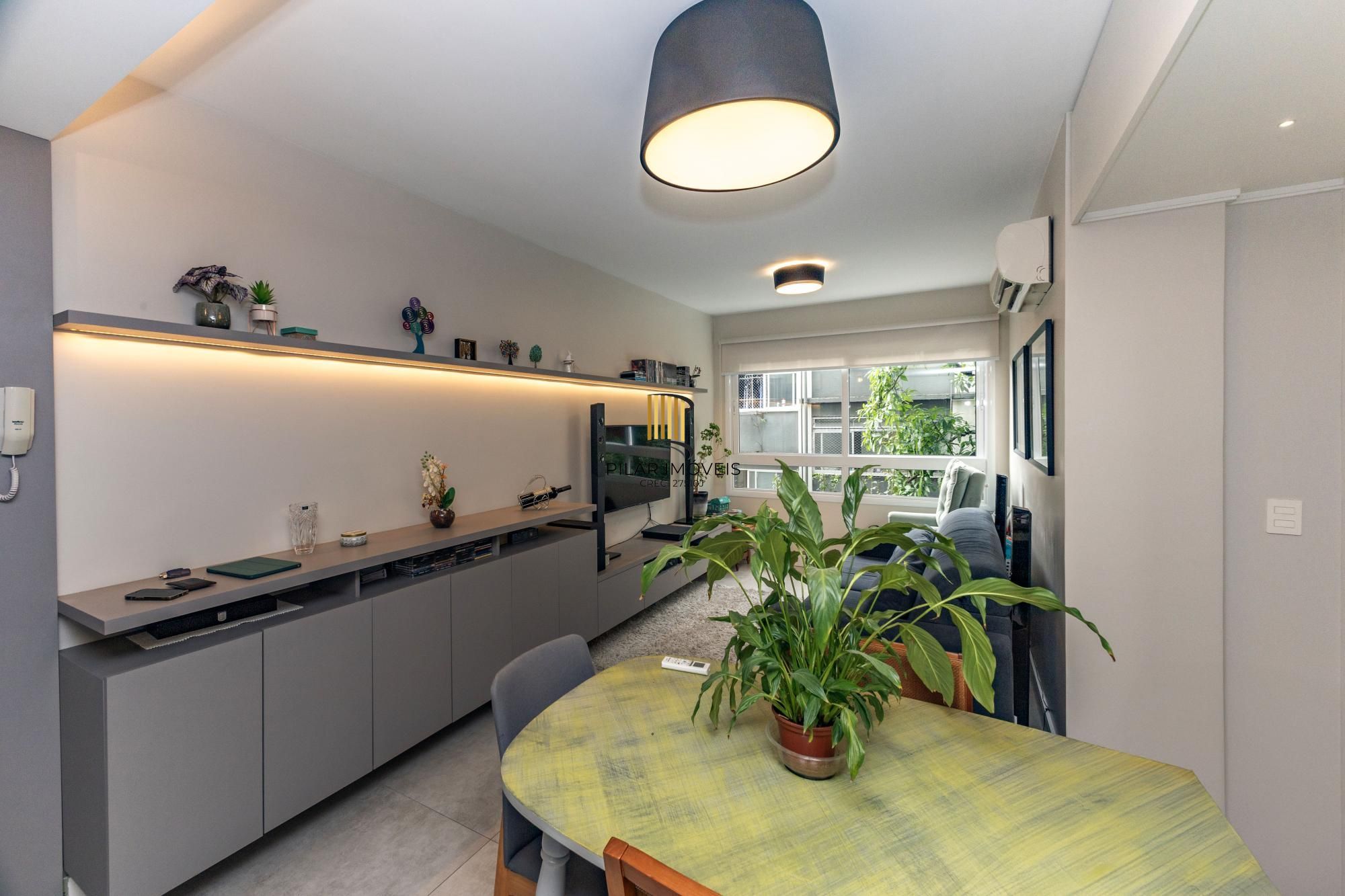 Apartamento de 2 dormitórios no bairro Auxiliadora