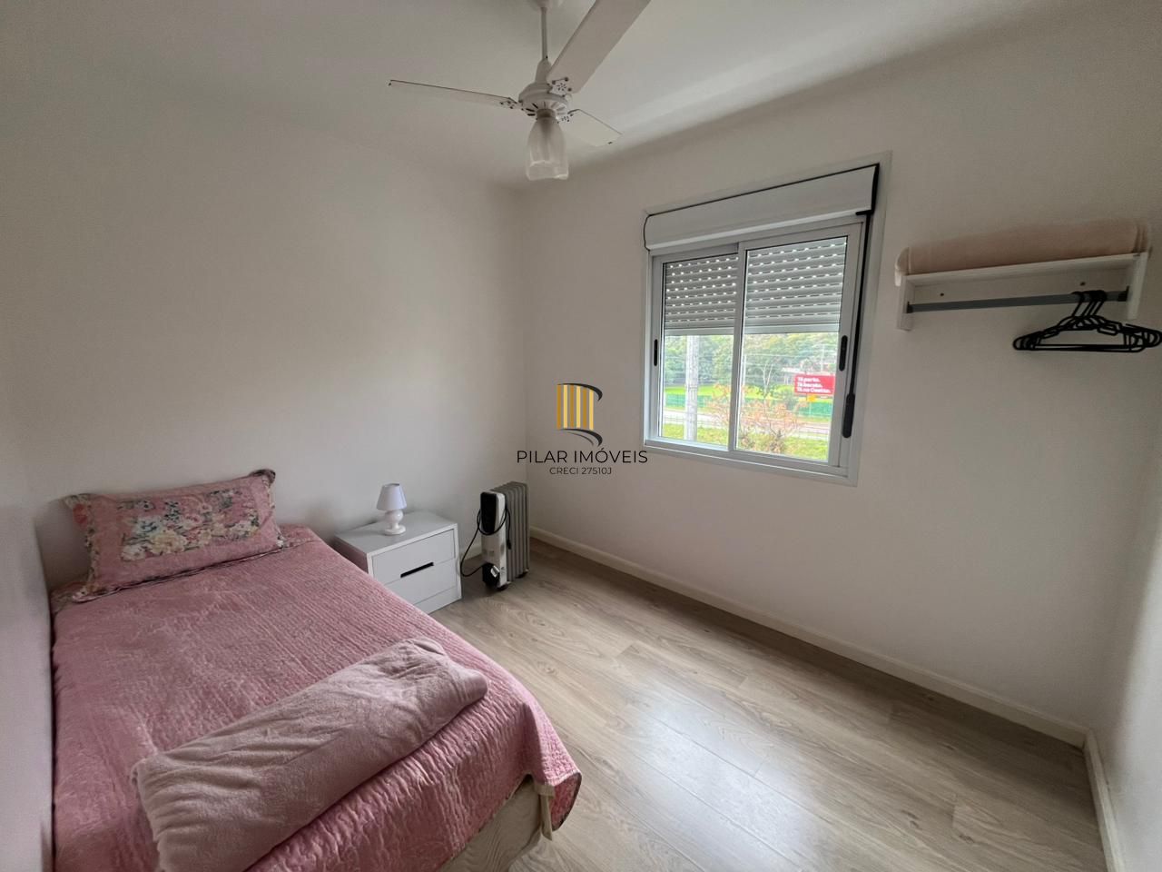 Apartamento no Residencial Urbano Ipiranga  a venda no bairro Partenon com 3 dormitórios sendo 1 suíte.