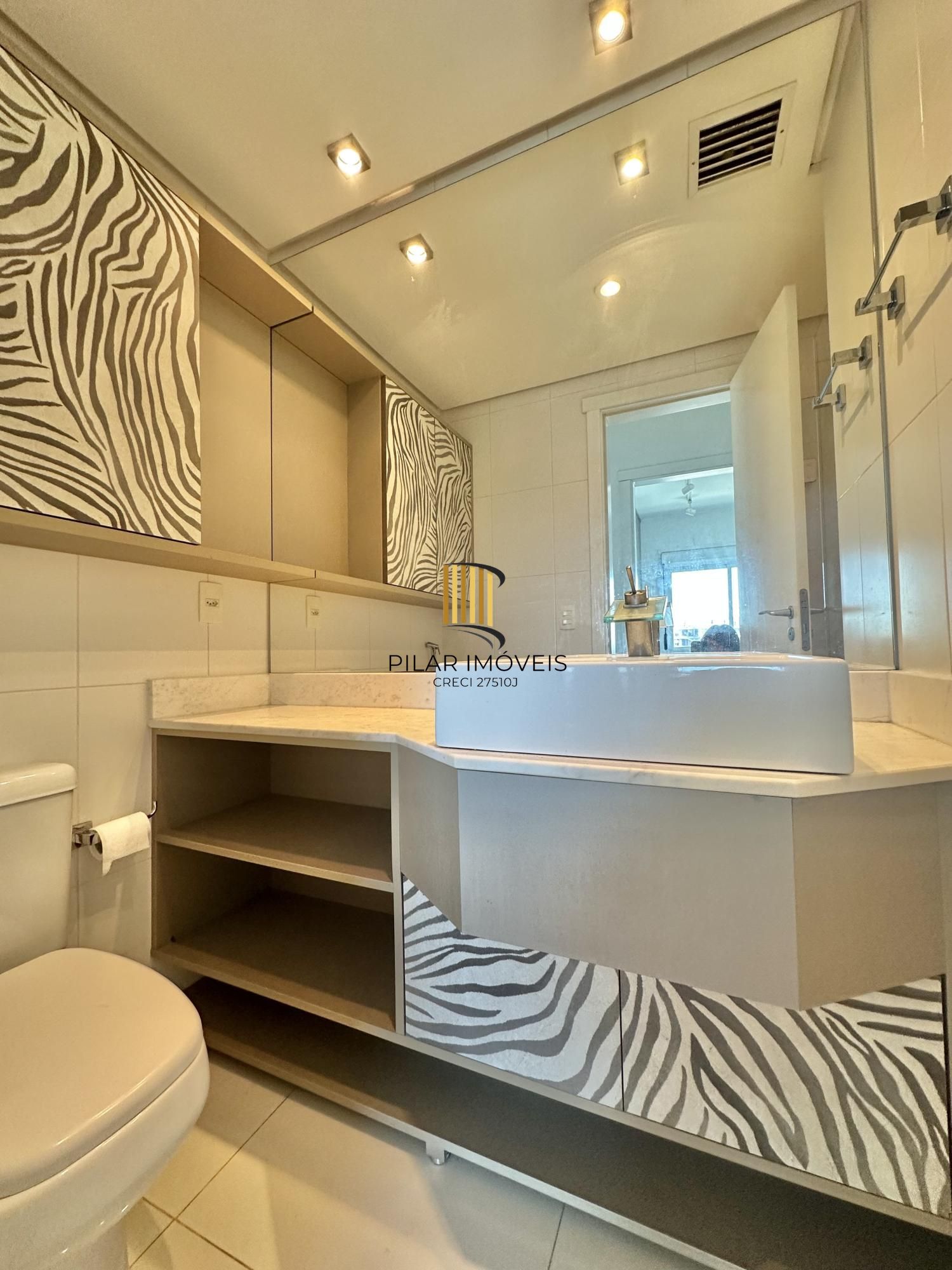 Apartamento 2 Dormitórios para comprar no Parigi Residence Bairro Três Figueiras