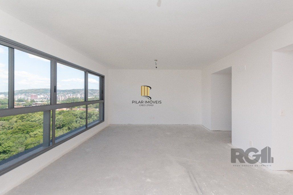 Apto de 3 suítes, andar alto, 115m² privativos com lavabo, cozinha americana e churrasqueira.