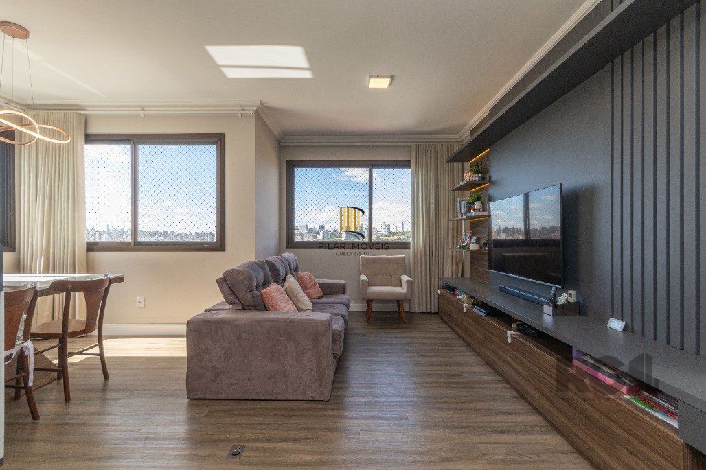 Apto 3 dormitórios, transformado em 2 com suíte e closet enorme, 2 vagas de garagem no jardim botânico