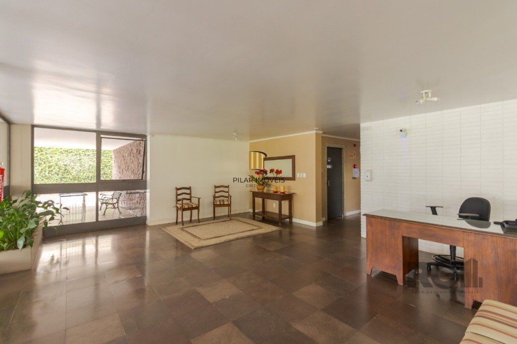 Apartamento à venda,  3 dormitórios, 1 vaga de garagem, no Bairro Auxiliadora