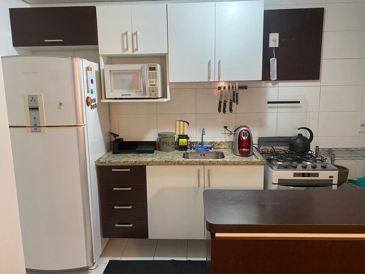 Apartamento no Residencial Urbano Ipiranga  a venda no bairro Partenon com 3 dormitórios sendo 1 suíte.