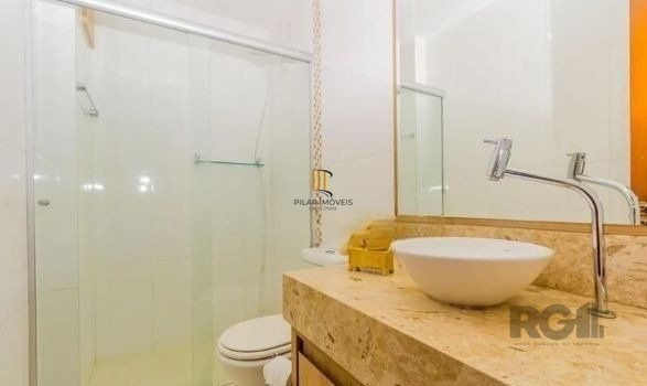 Casa com 7 Quartos e 6 vagas à Venda, 470 m² no Bairro Petrópolis