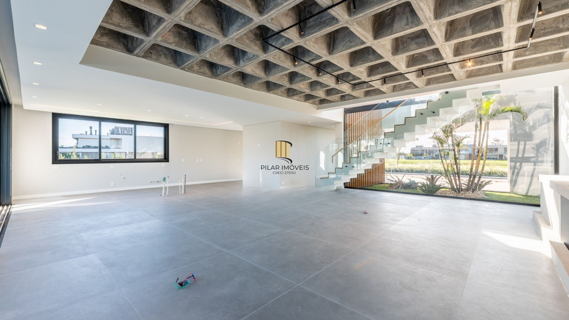 Linda casa para comprar com 4 suites em condomínio TOP