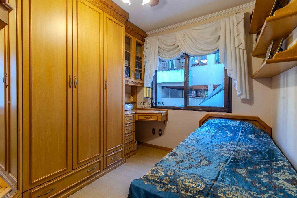 Apartamento 3 dormitórios e 2 vagas no Petrópolis, pertinho da Encol