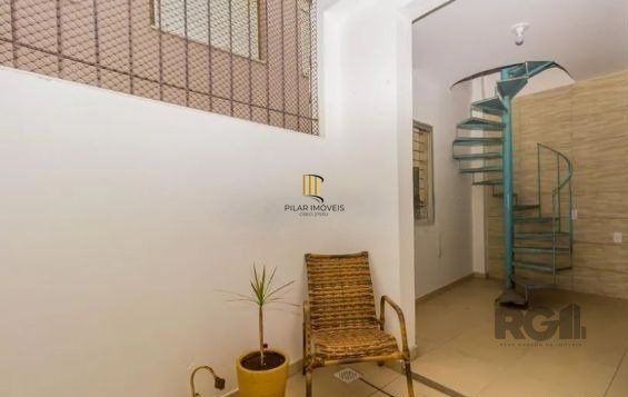 Casa com 7 Quartos e 6 vagas à Venda, 470 m² no Bairro Petrópolis