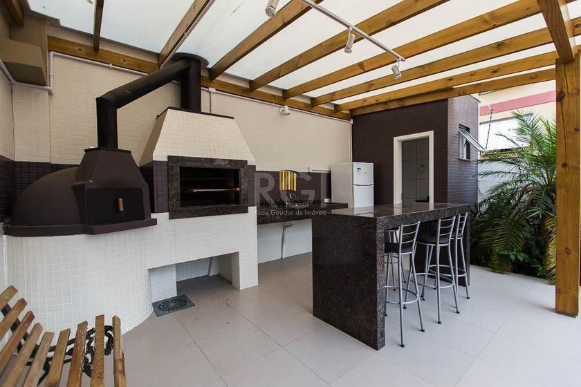 Apartamento com 2 dormitórios à venda,vaga dupla, 69 m² por R$ 450.000,00 - Partenon - Porto Alegre/RS