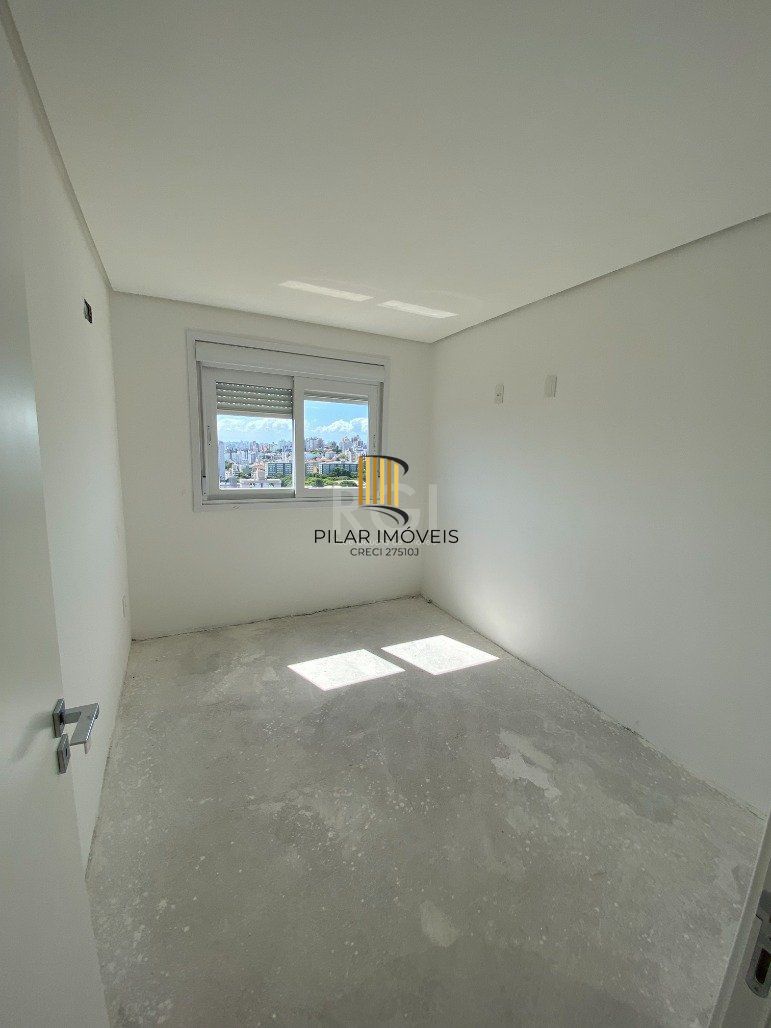 Apartamento Para Comprar no Bairro Jardim Botânico com 3 quartos (1 suíte)