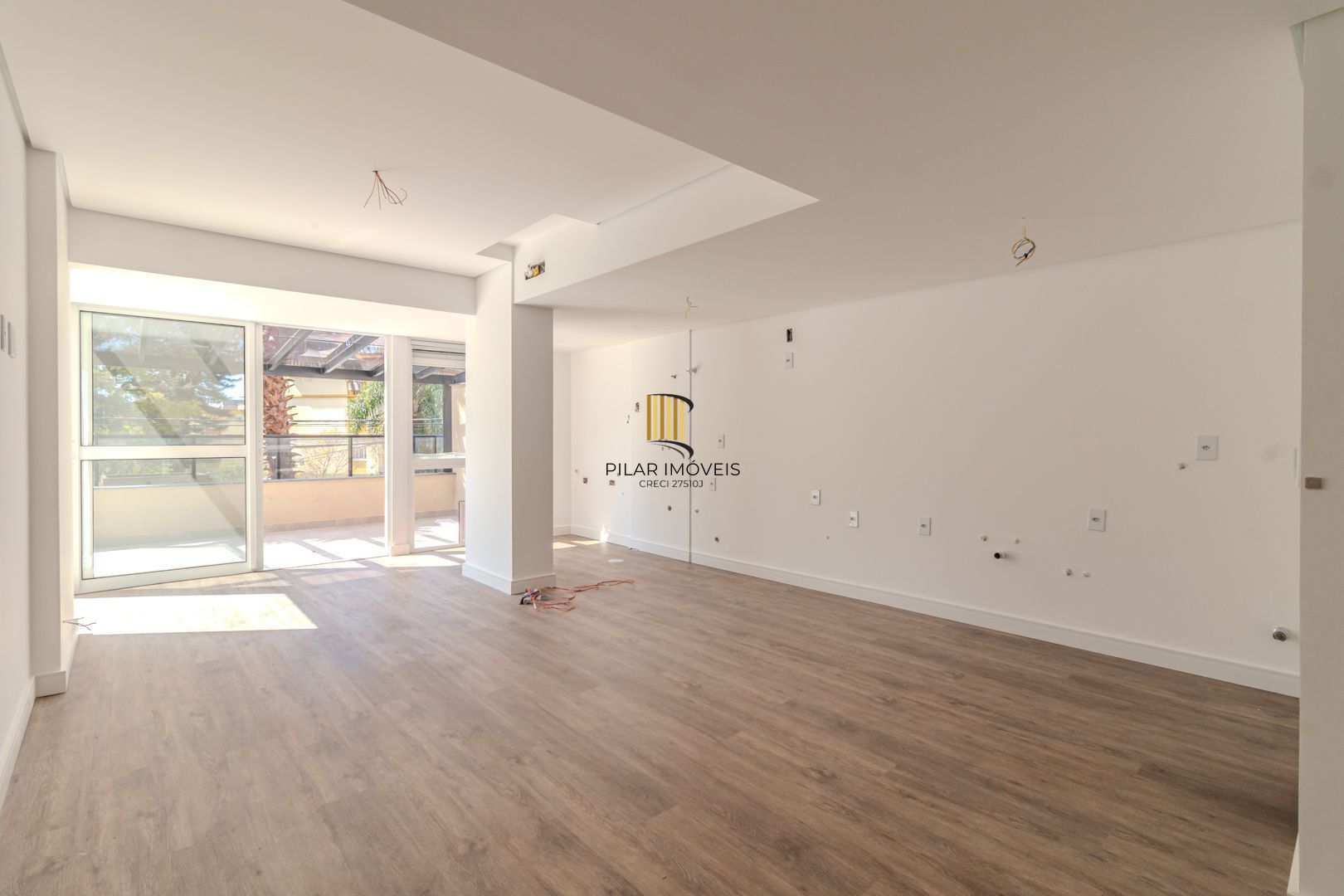 Apartamento Garden Espetacular: Pátio Privativo, Conforto Térmico e Sol na Medida Certa!