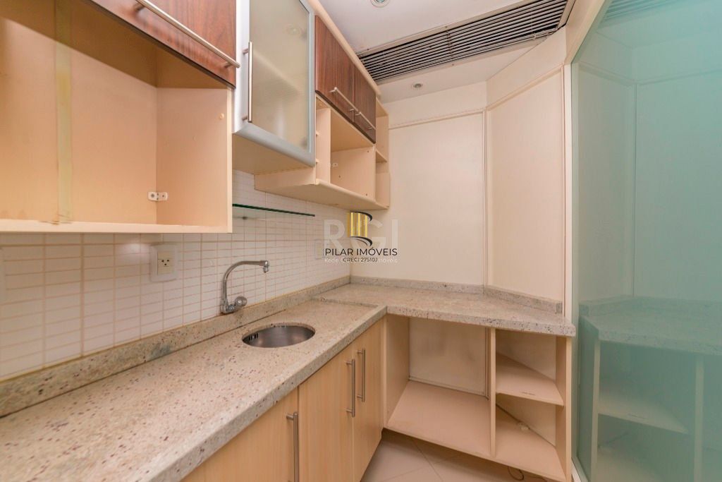 Conjunto Comercial de 129,57m2 nas Três Figueiras para comprar