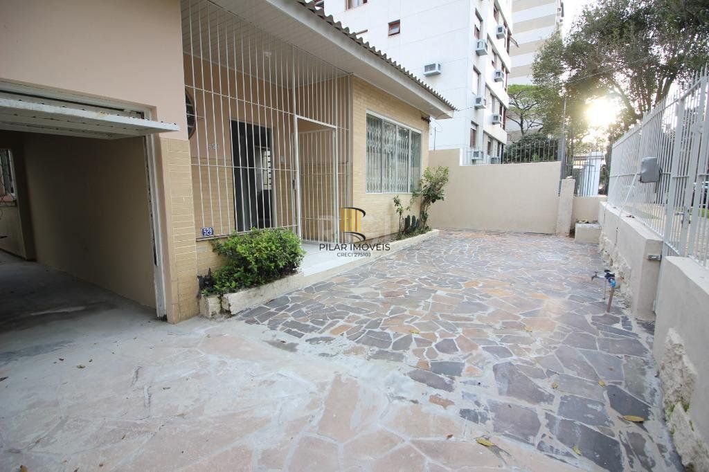 Casa com 3 Dormitórios Para comprar  250 m² - Petrópolis - Porto Alegre/R