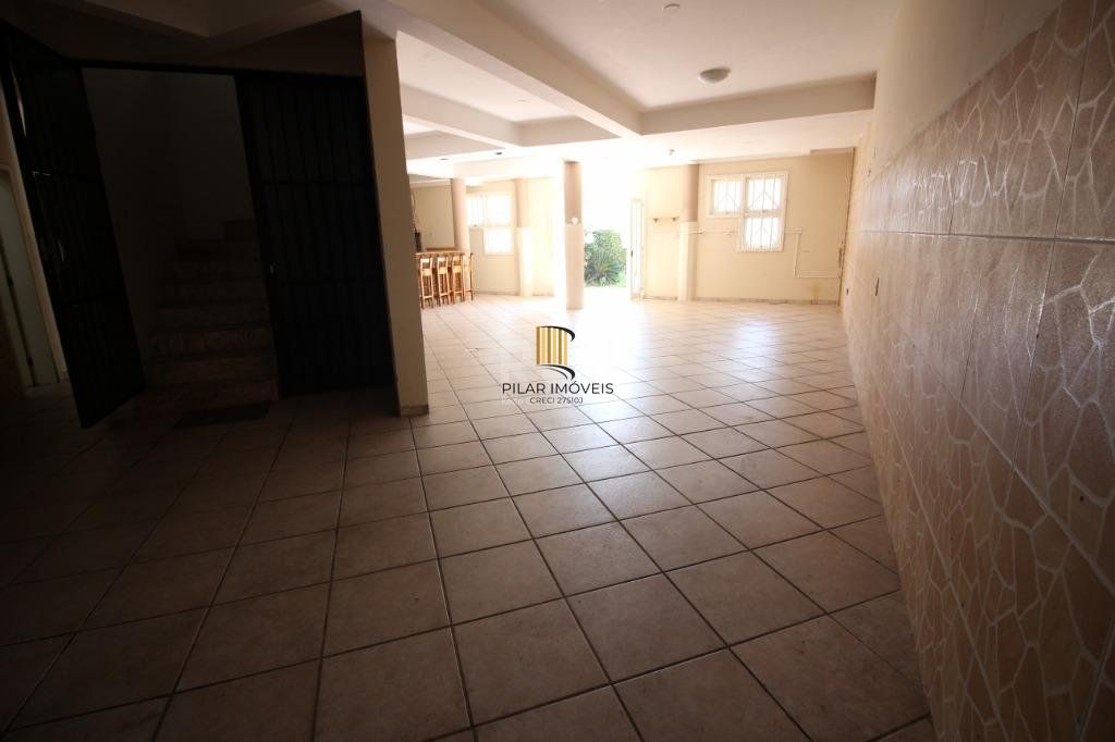 Casa para comprar com 4 dormitórios, 458 m² - Chácara das Pedras - Porto Alegre