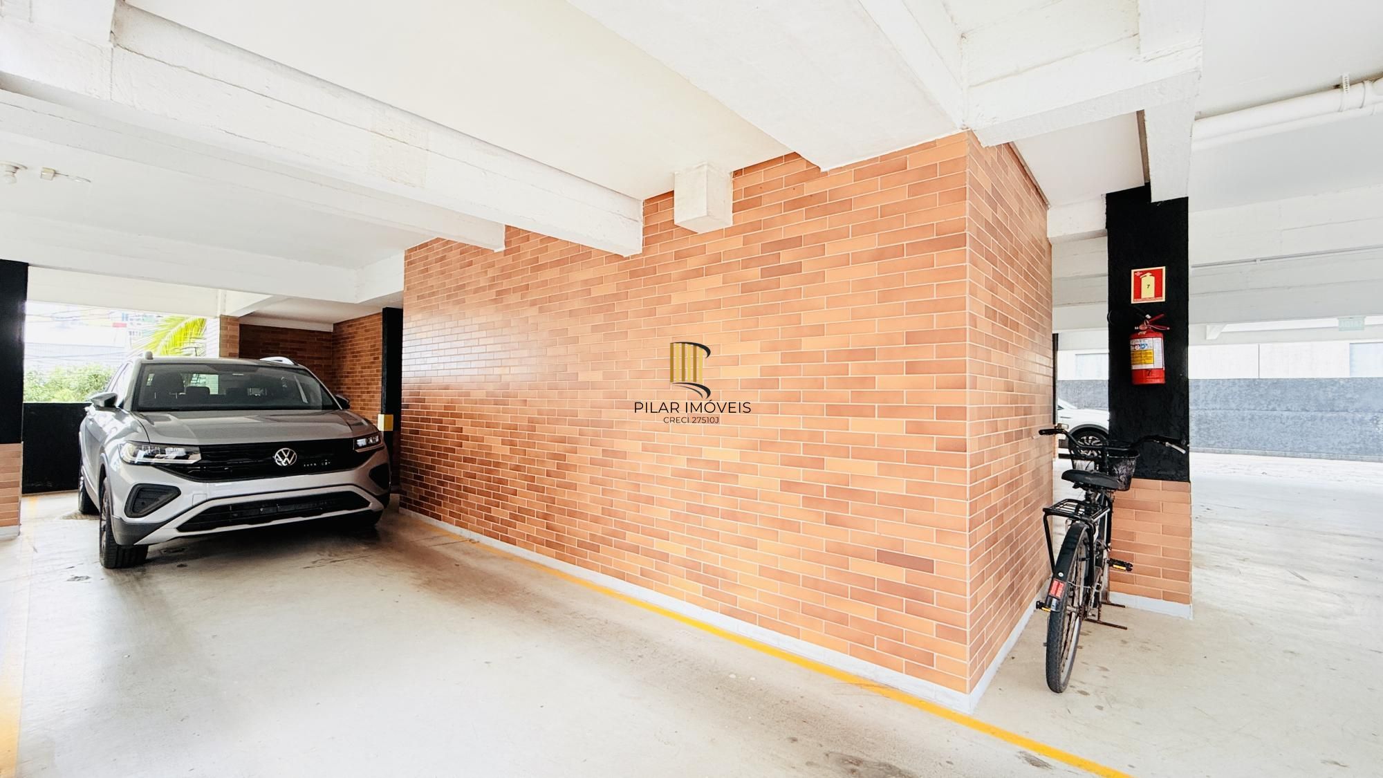 Apartamento para comprar com 2 dormitórios sendo 1 suíte