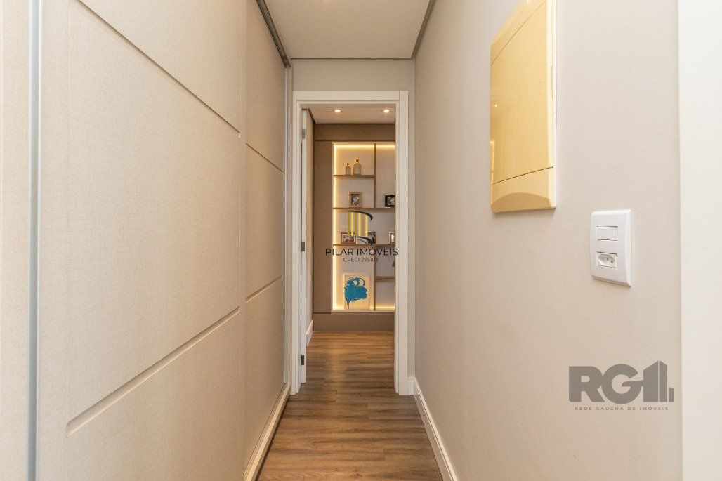 Apto 3 dormitórios, transformado em 2 com suíte e closet enorme, 2 vagas de garagem no jardim botânico