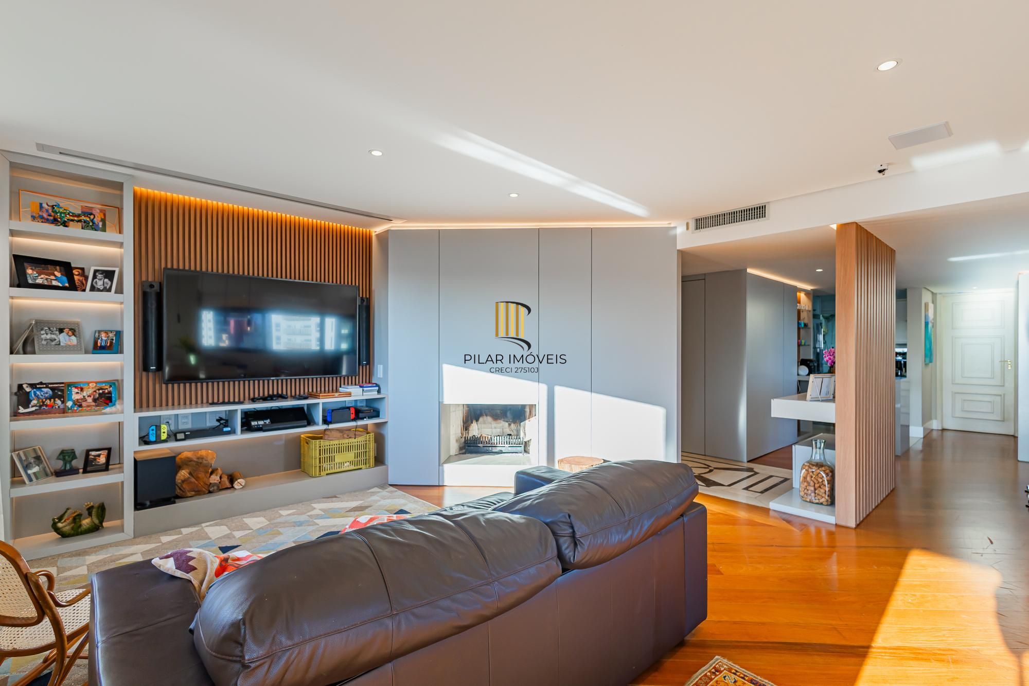 Sofisticação e Conforto em Petrópolis – 231,51m² privativos, 3 dormitórios (1 suíte master) + 3 vagas