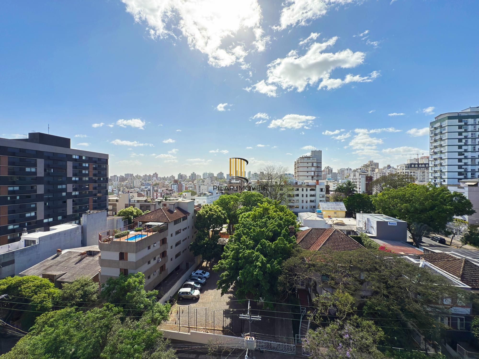 Sala Comercial À Venda Pronta no Mont'Serrat | 37m² | Mobiliada e Decorada | 1 Vaga