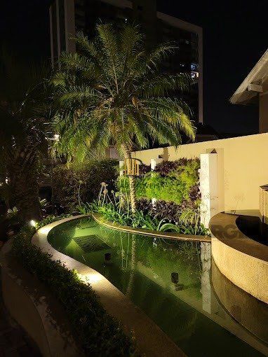 vende exelente casa com 442m² , 4 dormitórios Suíte, garagem para 4 carros