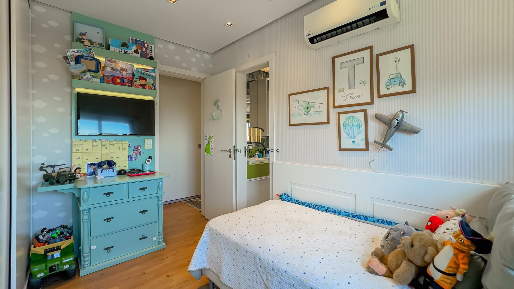 Apartamento de 3 dormitórios no bairro Mont Serrat