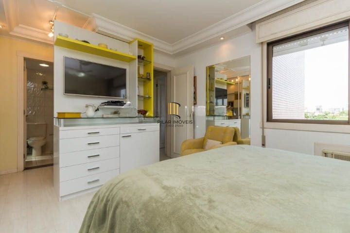 Apartamento Semimobiliado de 3 Quartos no Bairro Boa Vista