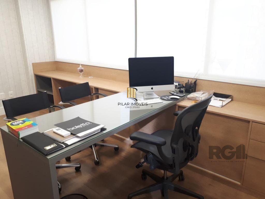 Ótima sala finamente mobiliada para Comprar no bairro Petrópolis - Porto Alegre