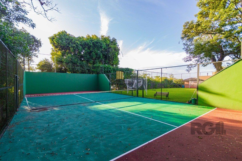 Excelente casa para comprar em condominio arborizado 4 quartos