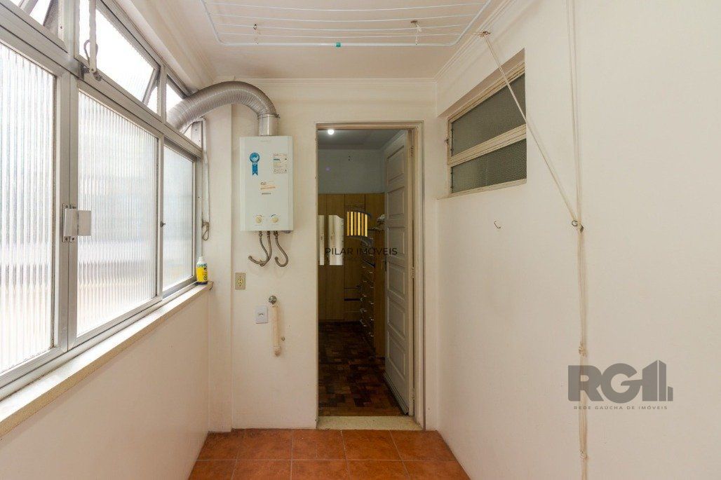 Apartamento à venda,  3 dormitórios, 1 vaga de garagem, no Bairro Auxiliadora