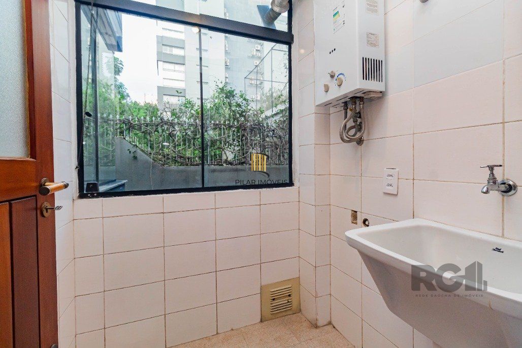 Apartamento para comprar com  1 dormitório, 1  vaga no Bairro Bela Vista