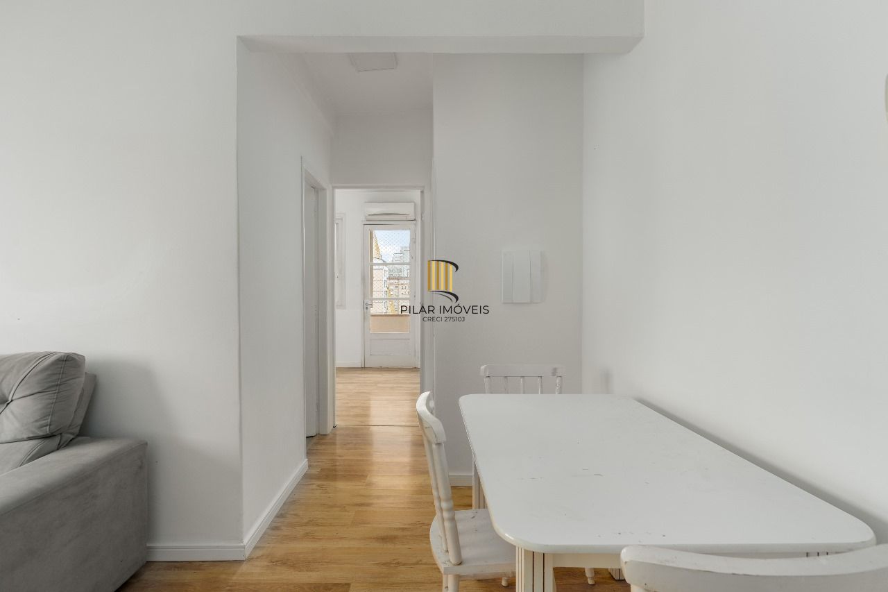 Apartamento para comprar com  68m²  no Centro Histórico