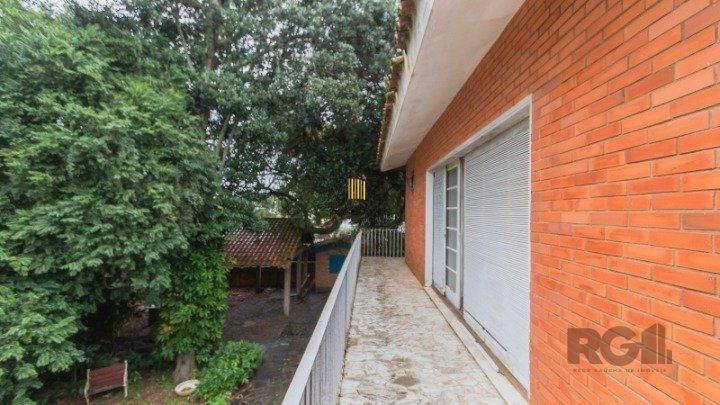 Casa, 1873 M² para Comprar com 4 Dormitórios e 6 Vagas Estacionamento