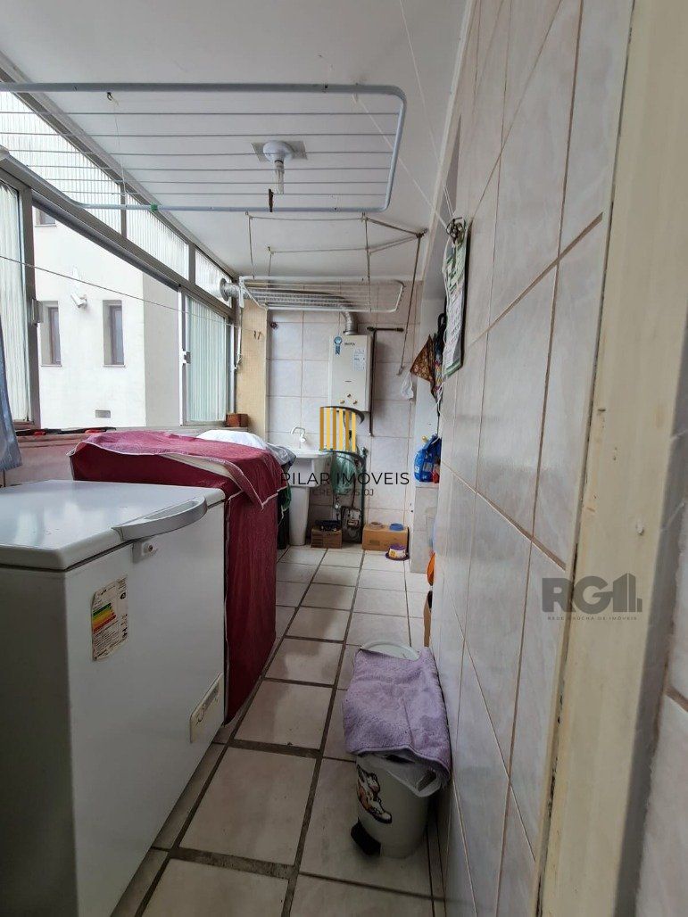 Amplo Apartamento 3 Dormitórios para comprar - Porto Alegre