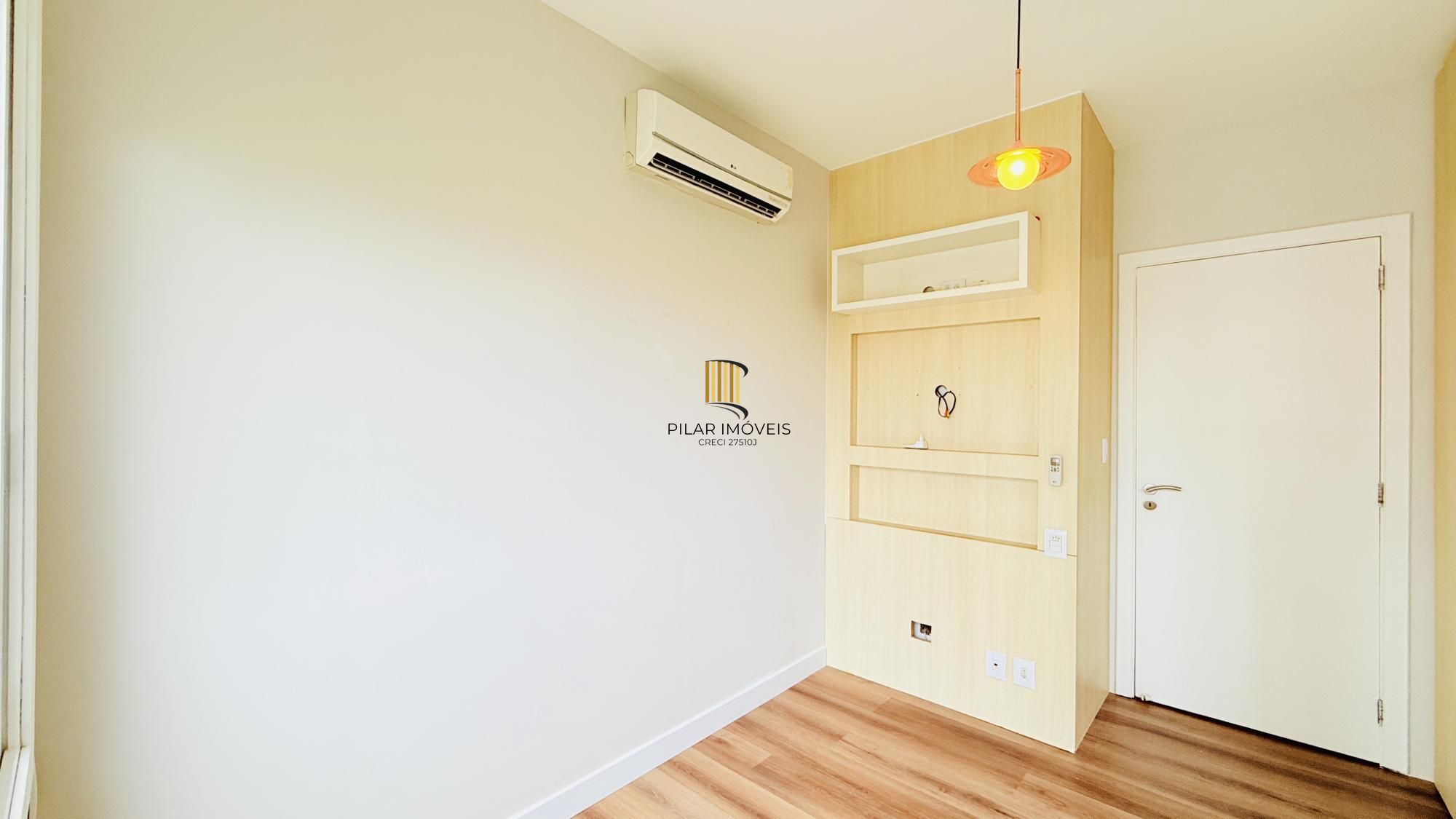 Cobertura Duplex de 318m com Piscina Privativa, Energia Solar e Vista Panorâmica