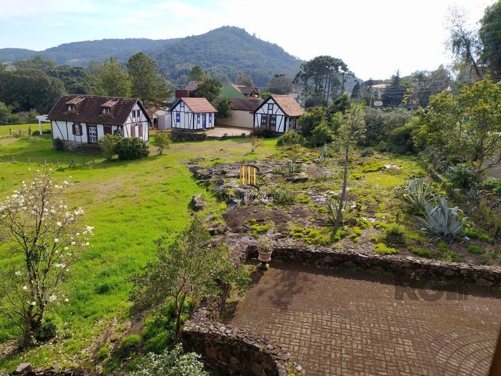 Área para comprar com casas Enxaimel em Nova Petrópolis. - Pilar Imóveis