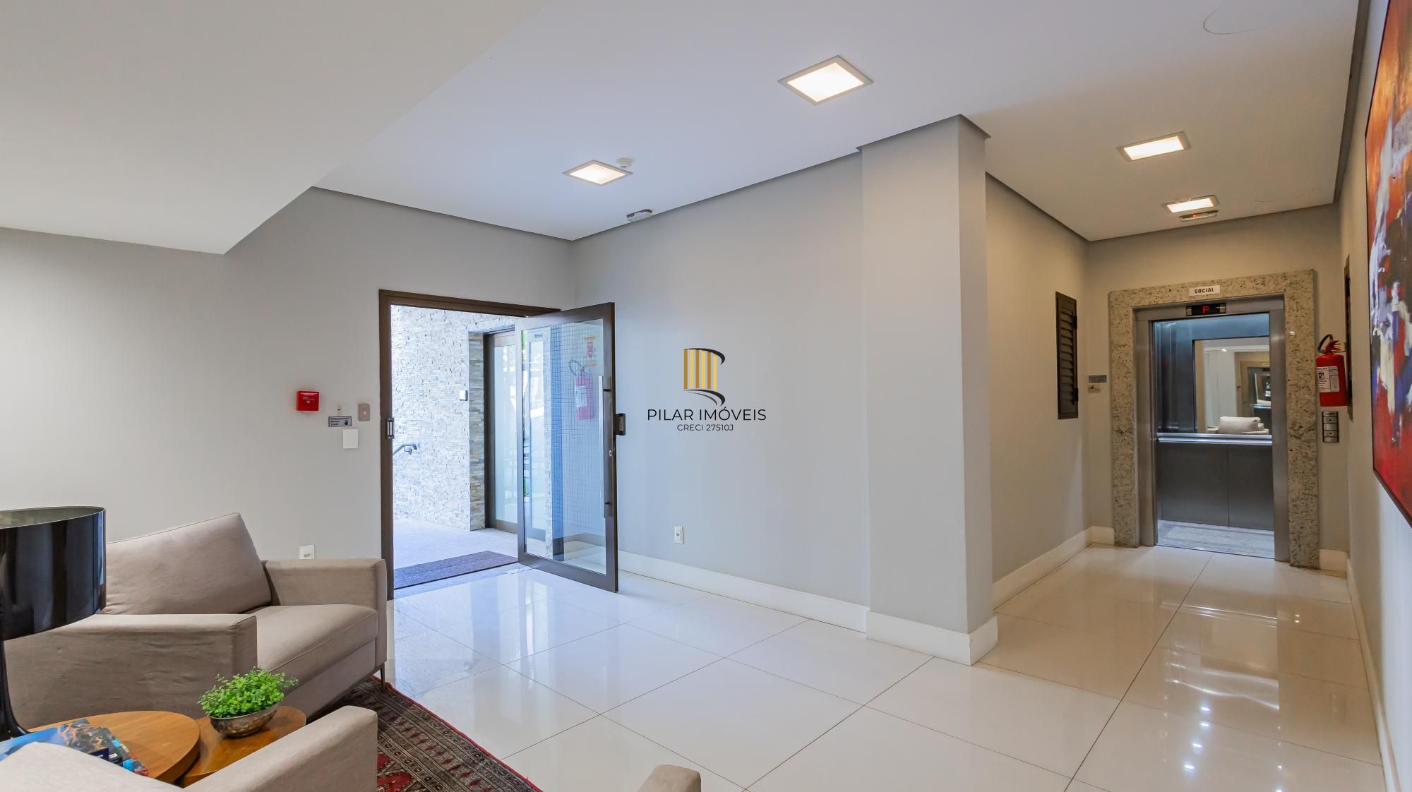 Apartamento de 3 dormitórios no bairro Mont Serrat