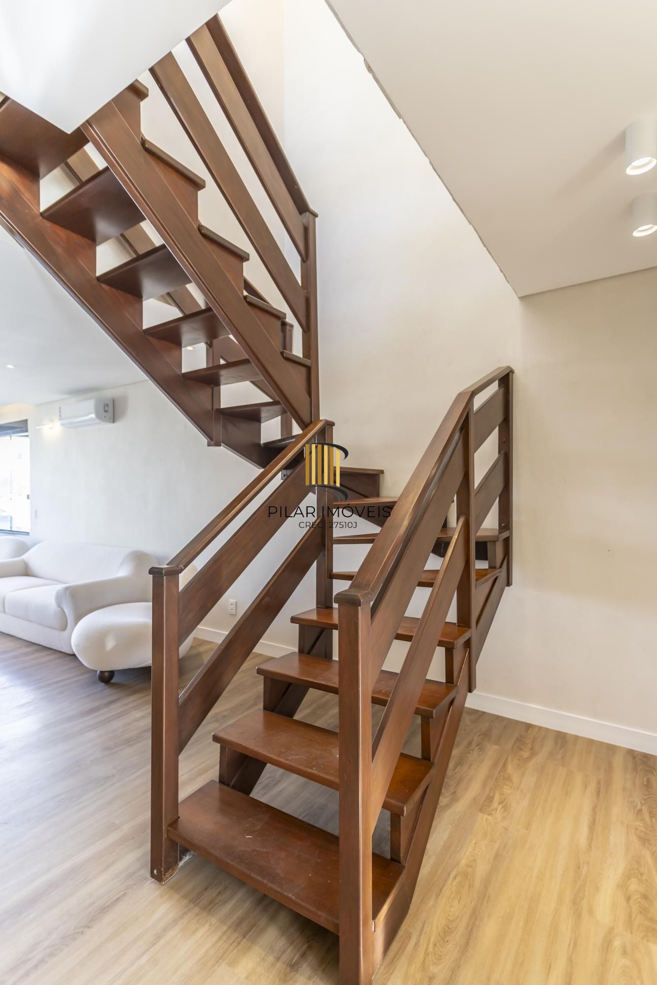 Cobertura com 270m² 3 suítes 3 vagas