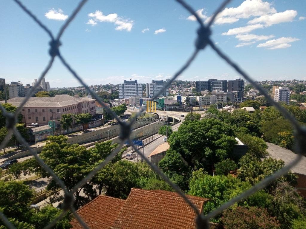 Apartamento Para Comprar , 48 m² por R$ 240.000,00 - Teresópolis - Porto Alegre/RS
