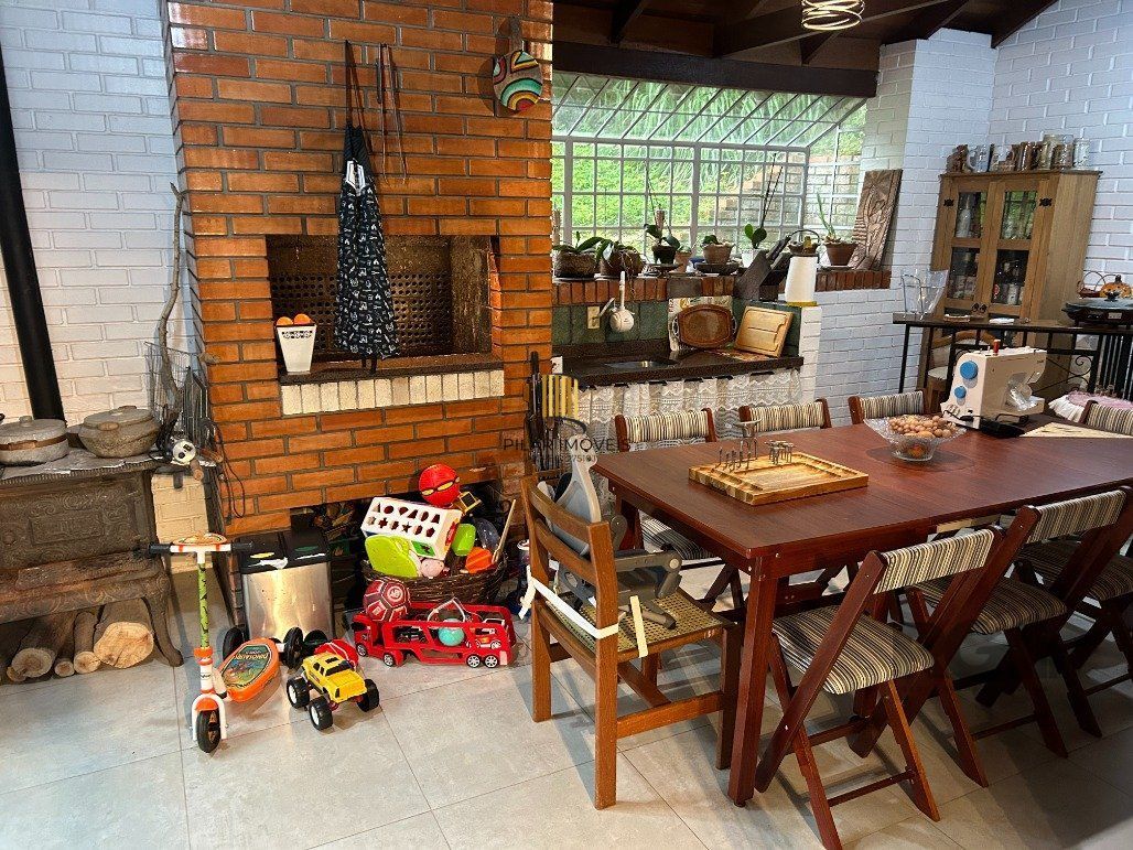 Casa à venda 600m² por R$1.250.000,00