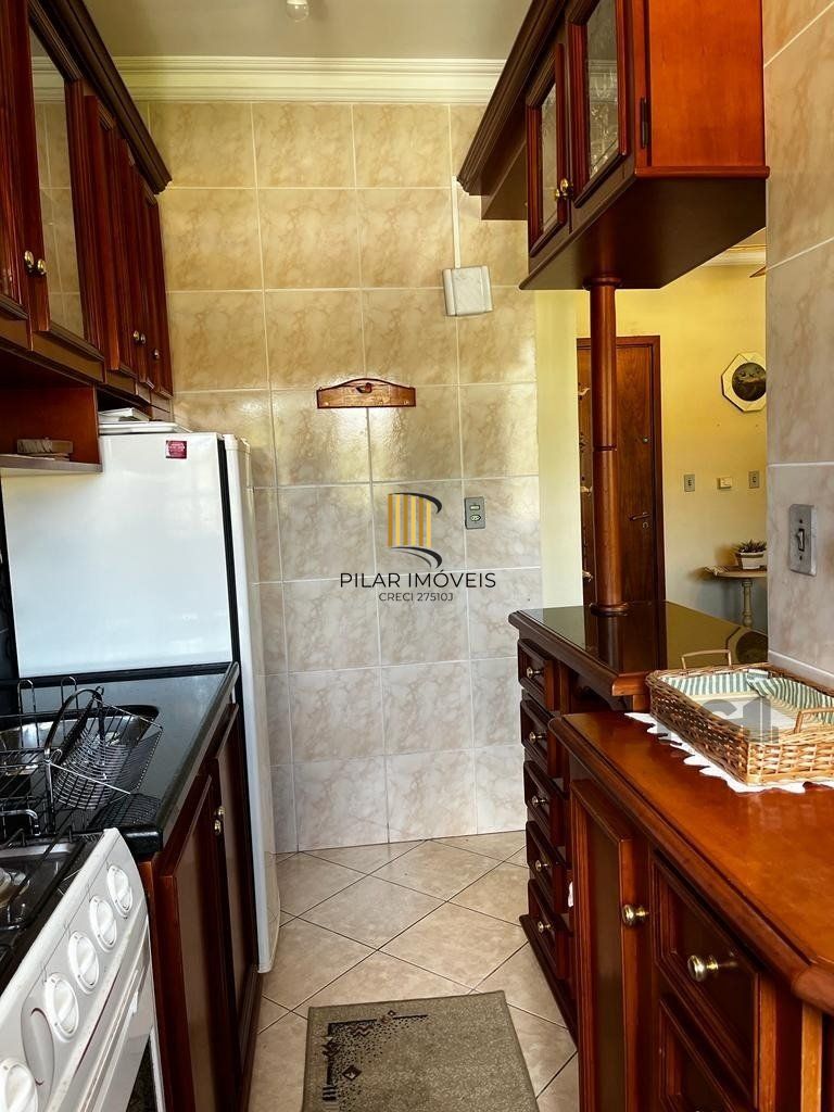 Cobertura duplex com 2 suítes e uma vaga para Comprar em Gramado.
