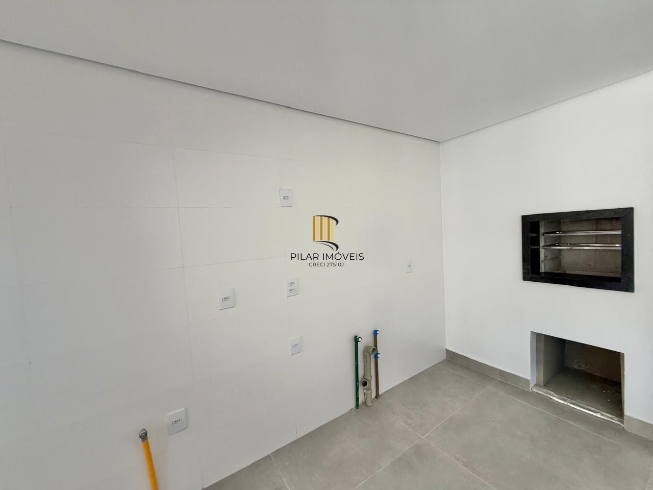 Excelente apartamento a venda no ITA123, com 2 domitórios no bairro Jardim Botânico.