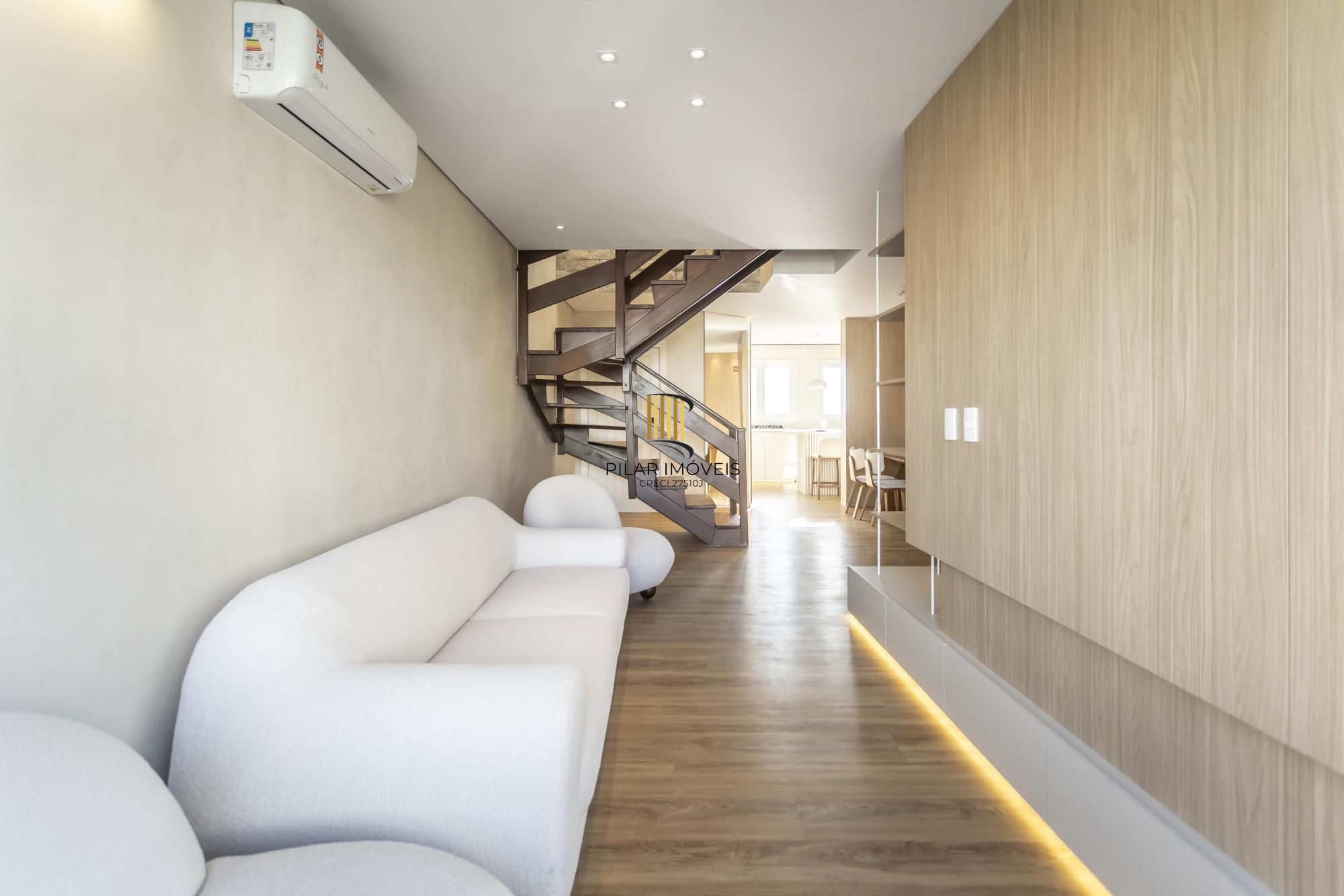 Cobertura com 270m² 3 suítes 3 vagas