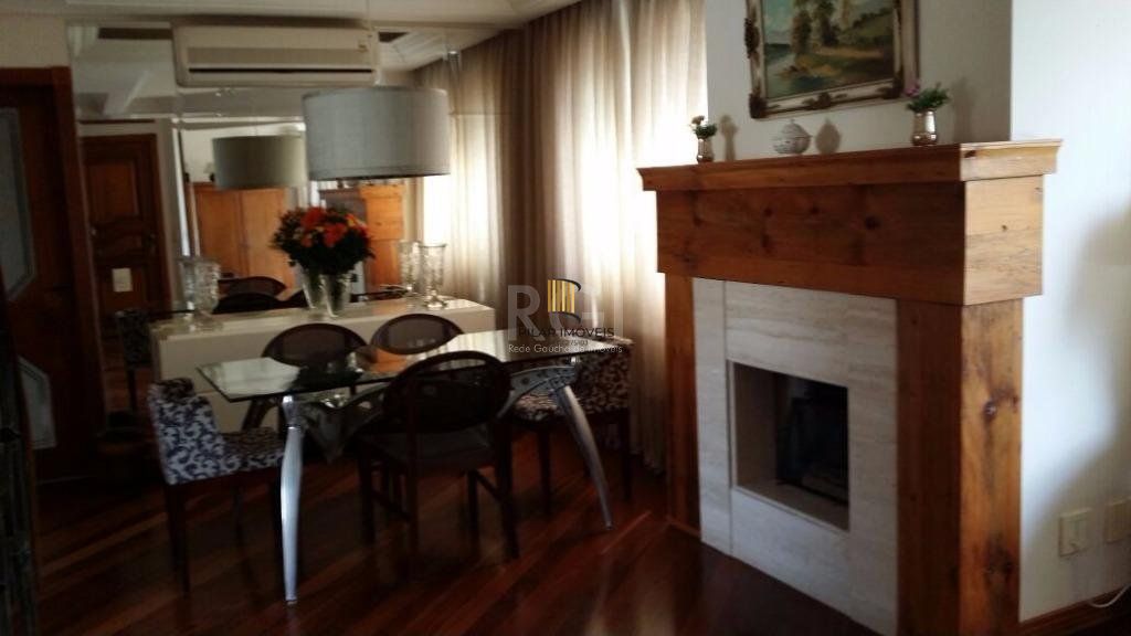 Vende cobertura mobiliada, 3 dormitórios, 3 vagas, Petrópolis