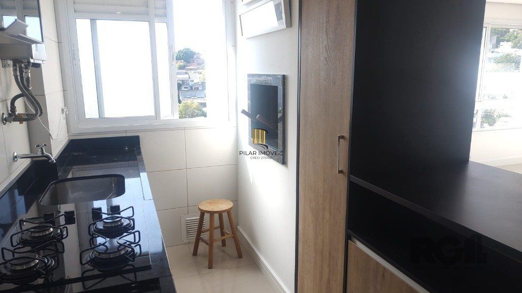 Apartamento com 2 dormitórios à venda,vaga dupla, 69 m² por R$ 450.000,00 - Partenon - Porto Alegre/RS