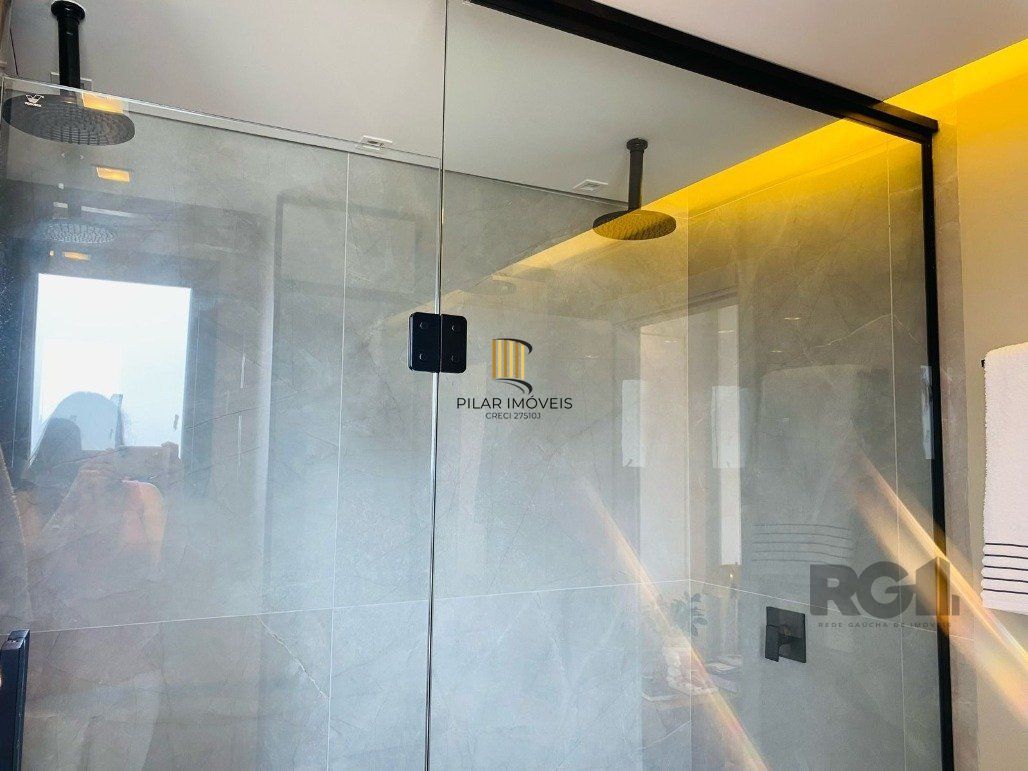 Cobertura de Altíssimo Padrão para Comprar com 2 suítes Próxima da Encol