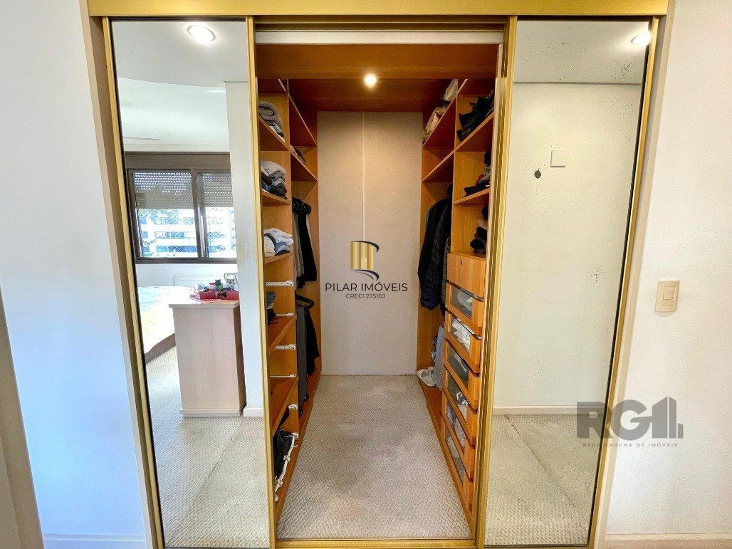 Ótimo apartamento com 3 dormitórios e 2 vagas em localização estratégica!