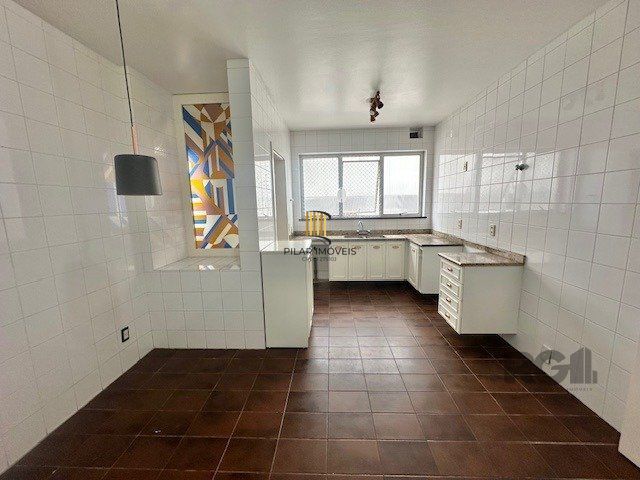 Excelente Apartamento Para Comprar  Próximo ao Hospital Moinhos de Vento com 196 m² privativos