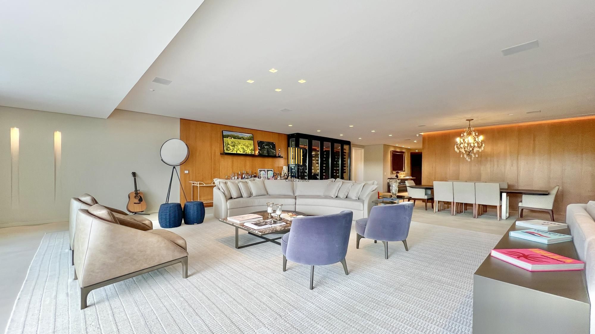 Mansão Suspensa Mobiliada no Las Piedras com piscina e vista para a mata nativa